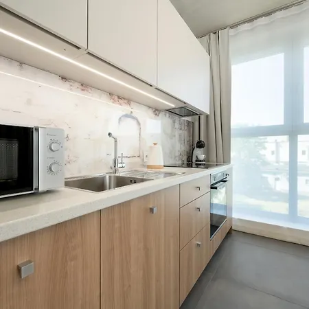 Luxury With Parking And Air Conditioning Near Center By Renters Prestige