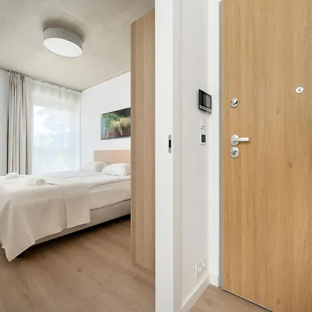 Apartament Luxury With Parking And Air Conditioning Near Center By Renters Prestige