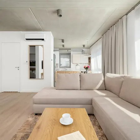 Luxury With Parking And Air Conditioning Near Center By Renters Prestige Wrocław