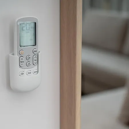 Luxury With Parking And Air Conditioning Near Center By Renters Prestige Apartament Wrocław