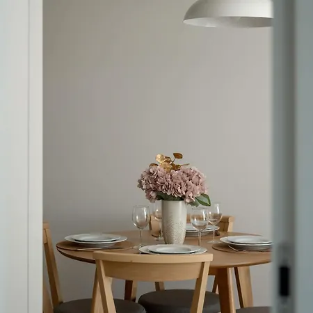 Luxury With Parking And Air Conditioning Near Center By Renters Prestige