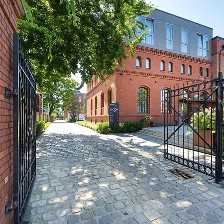 Apartament Luxury With Parking And Air Conditioning Near Center By Renters Prestige *