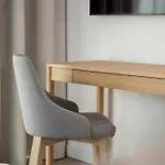 Luxury With Parking And Air Conditioning Near Center By Renters Prestige 아파트 *