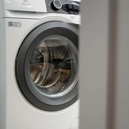 Luxury With Parking And Air Conditioning Near Center By Renters Prestige فروتسواف