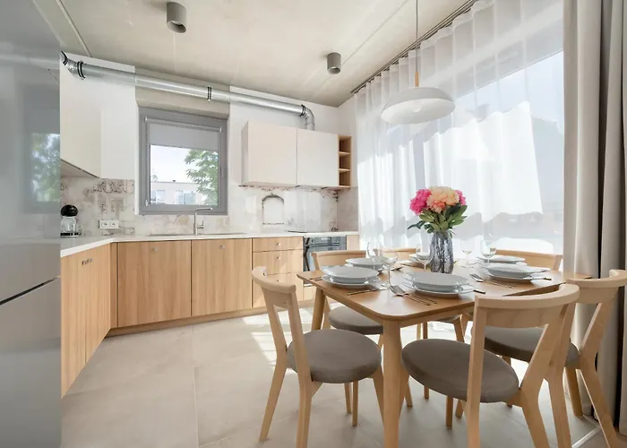 Luxury With Parking And Air Conditioning Near Center By Renters Prestige Lejlighed *