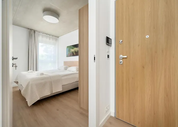 Lejlighed Luxury With Parking And Air Conditioning Near Center By Renters Prestige