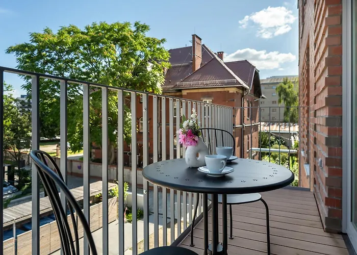 Lejlighed Luxury With Parking And Air Conditioning Near Center By Renters Prestige