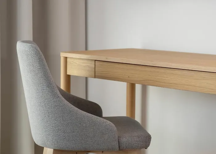 Luxury With Parking And Air Conditioning Near Center By Renters Prestige Lejlighed *