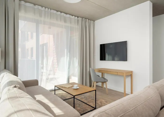 Luxury With Parking And Air Conditioning Near Center By Renters Prestige *