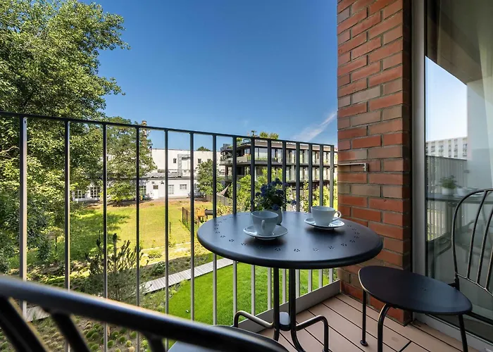 Luxury With Parking And Air Conditioning Near Center By Renters Prestige Lejlighed *