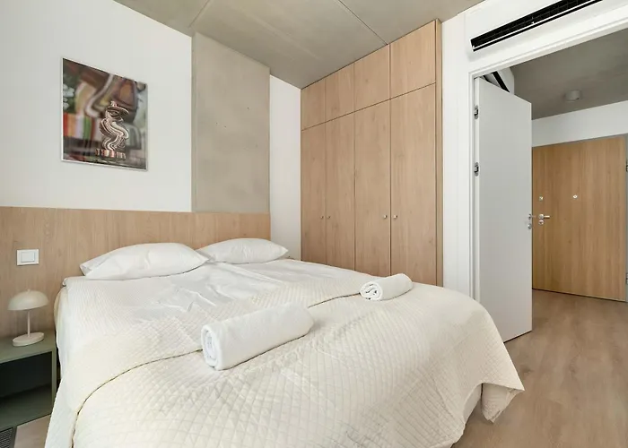 Luxury With Parking And Air Conditioning Near Center By Renters Prestige * Wrocław